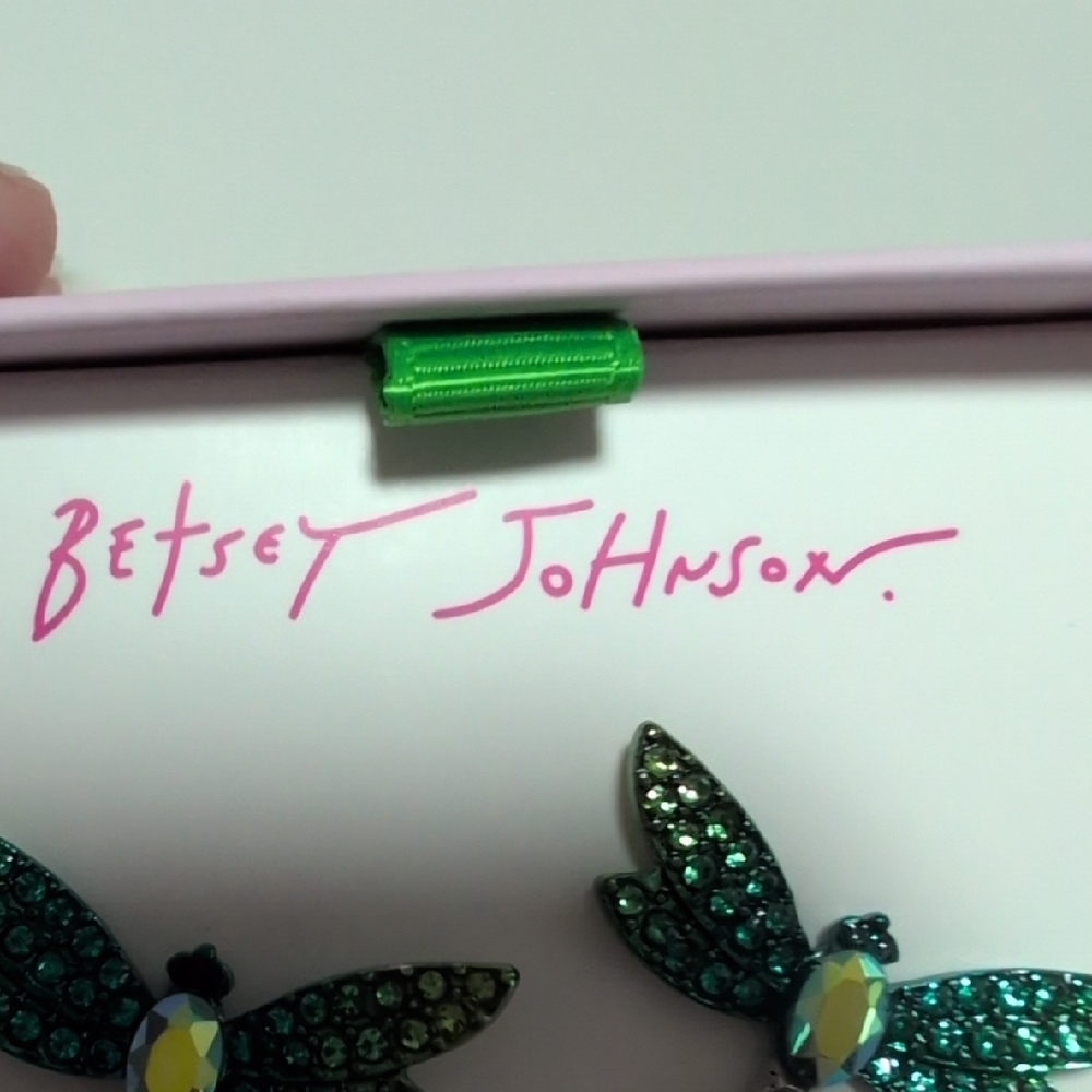 Betsey Johnson Garden Glam Dragon Fly Stud Earrings - Picture 2 of 5